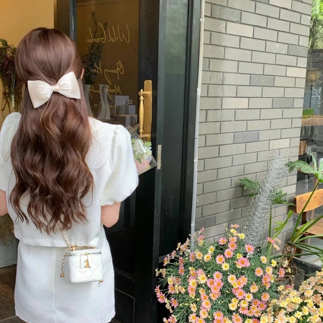 顾盼生香